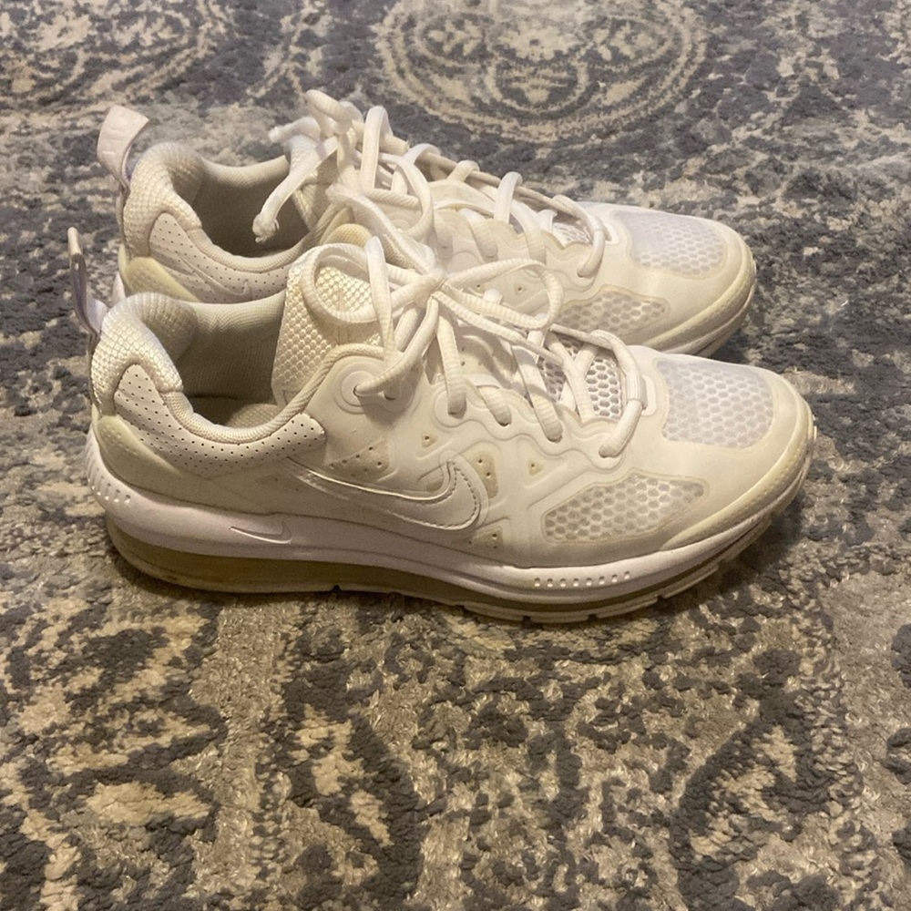 Size 6Y (GS) - Nike Air Max Genome Low Triple White